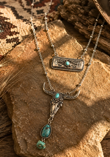 TWIN HORN LAYERED NECKLACE IN TURQUOISE