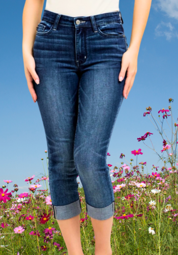 JUDY BLUE DARK WASHED CUFFED CAPRI