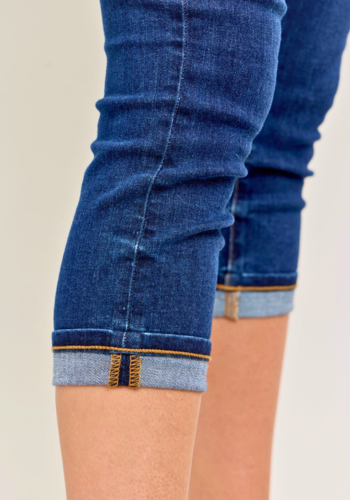 JUDY BLUE HIGH WAIST CAPRI WITH SINGLE CUFF