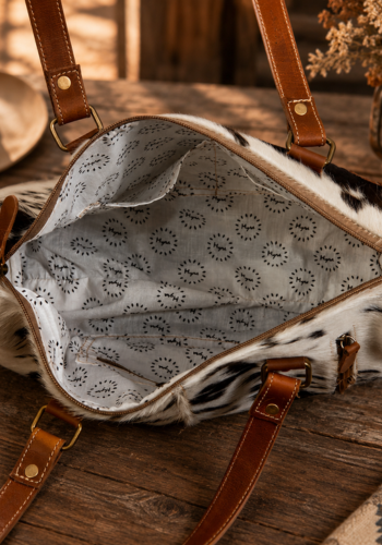 LAREDO HAND-TOOLED CONCEALED CARRY BAG