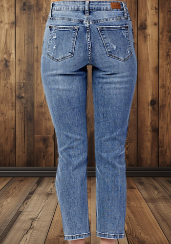 JUDY BLUE HIGH RISE DESTROYED BOYFRIEND JEAN