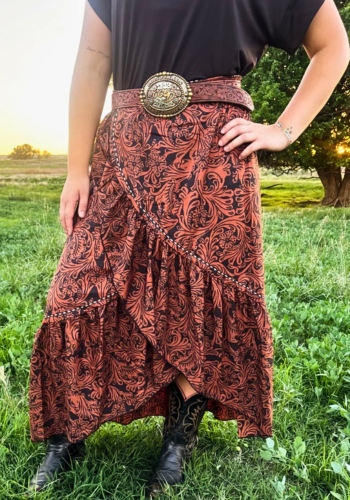 COUNTRY TOOLED SKIRT