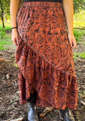COUNTRY TOOLED SKIRT
