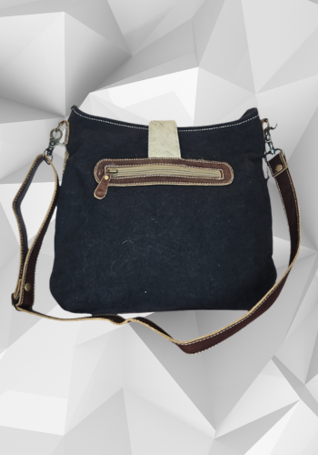 BRAVE SHOULDER BAG
